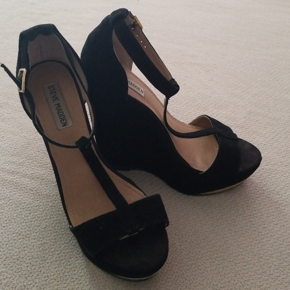 Steve Madden platform t-strap sandals